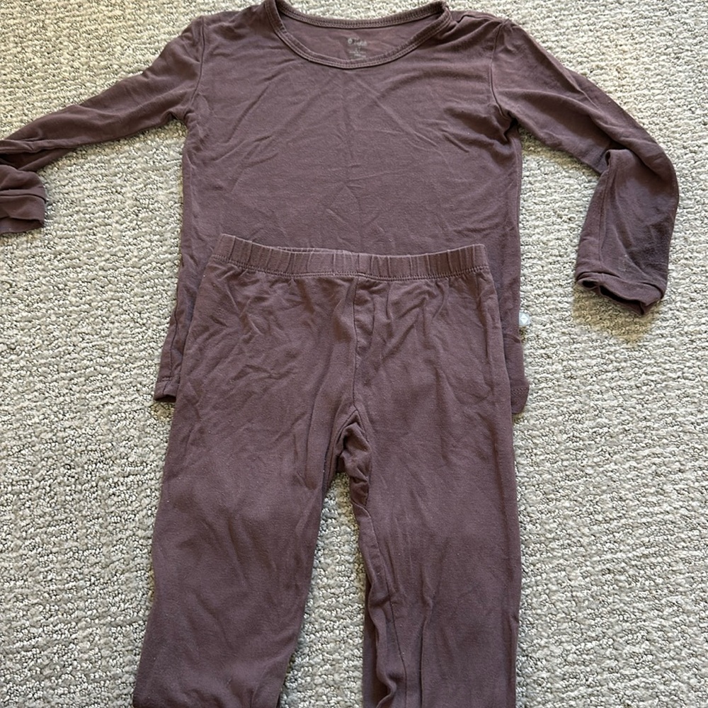 Kyte baby long sleeve pajamas